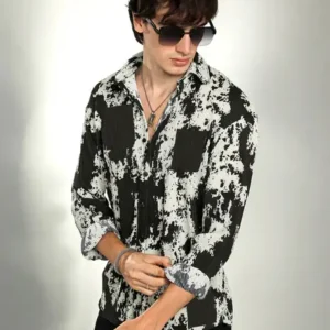 Men Regular Fit Printed Spread Collar Casual Shirt